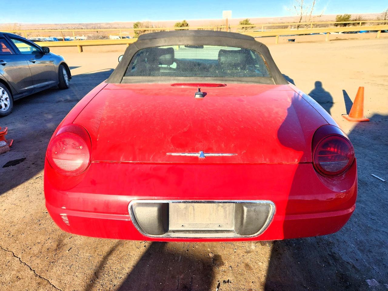 2005 Ford Thunderbird