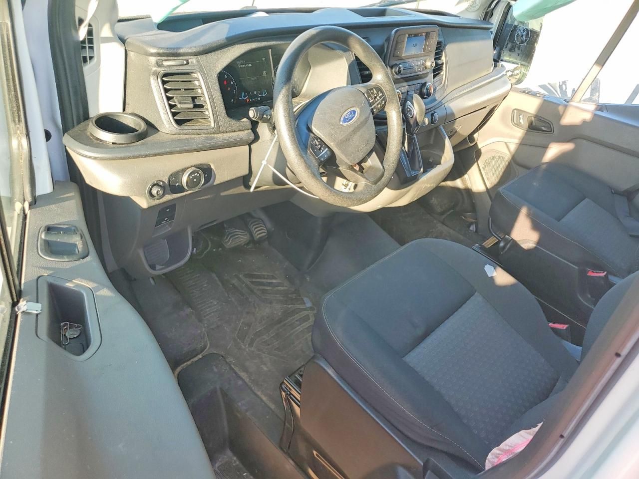 2022 Ford Transit T-250