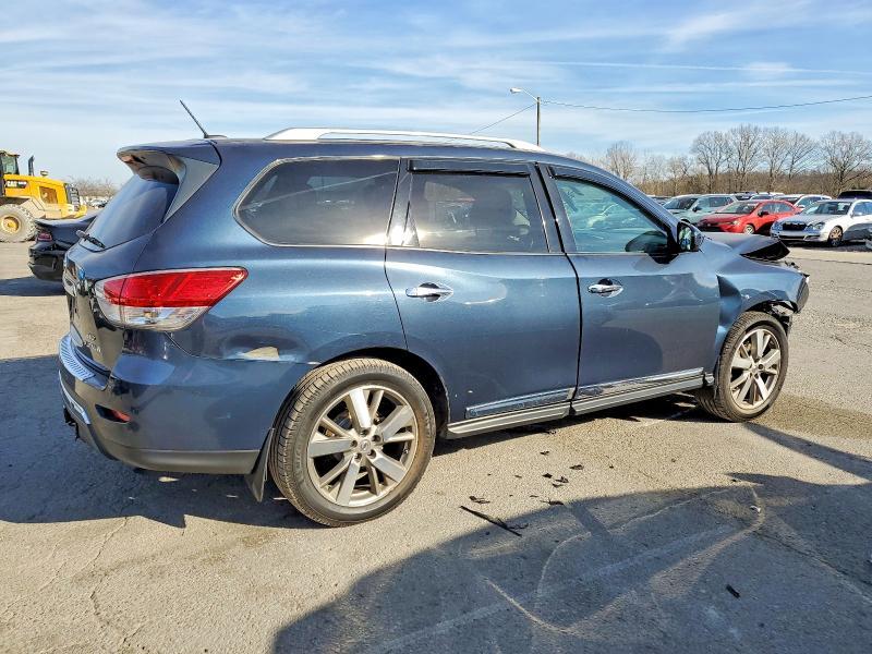 2016 Niss Pathfinder Platinum