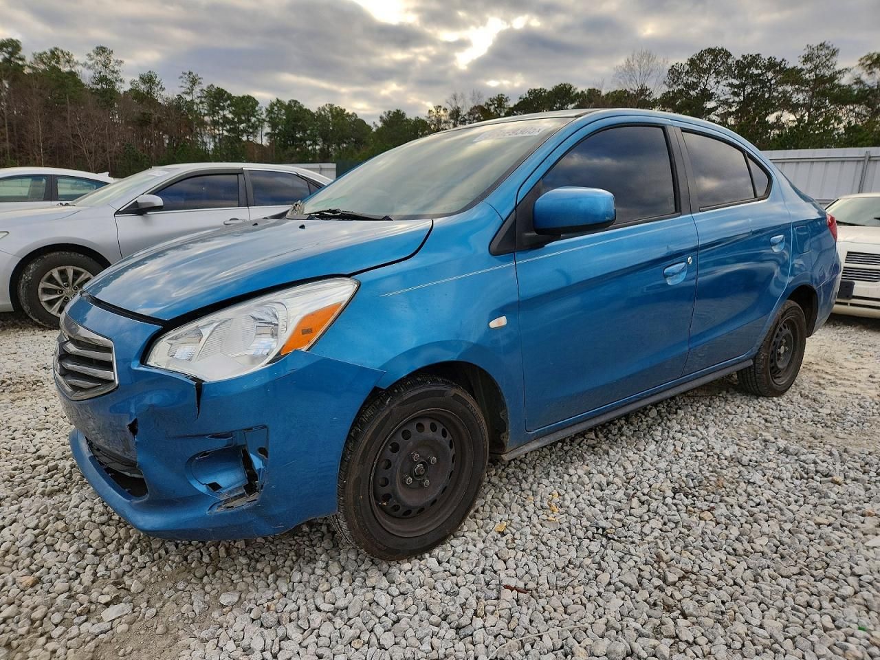 2019 Mitsubishi Mirage G4 es