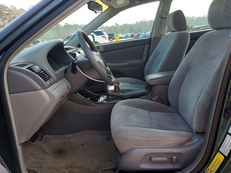 2003 Toyota Camry le