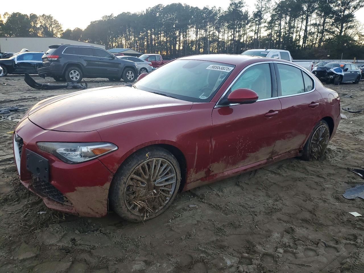 2018 Alfa Romeo Giulia ti Q4