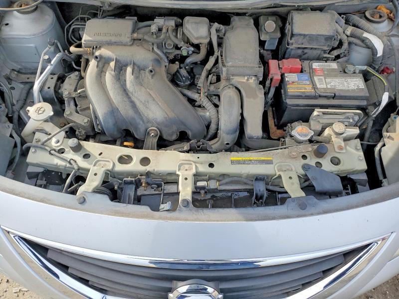 2012 Nissan Versa s
