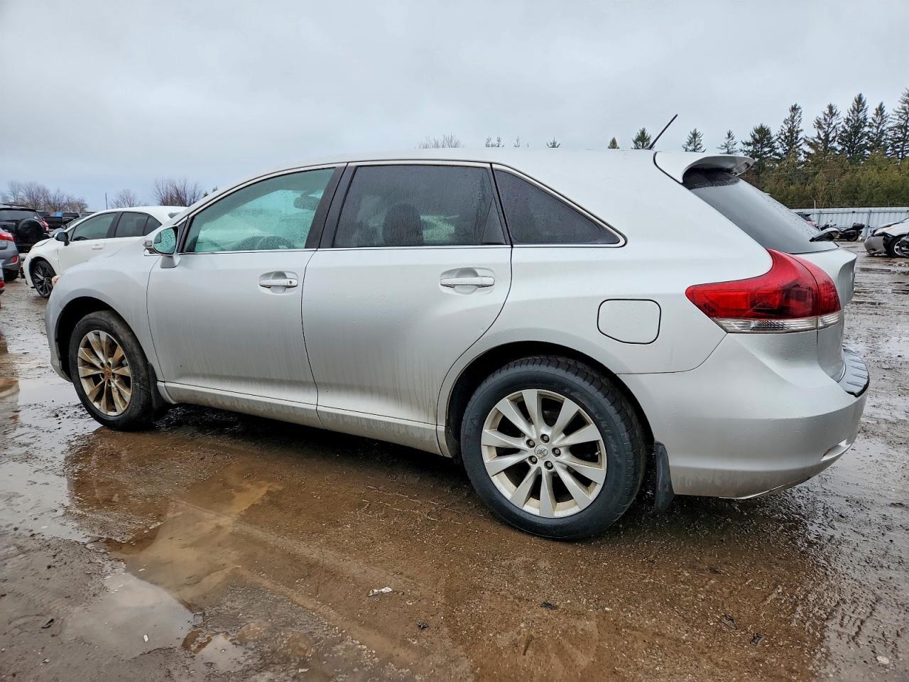 2014 Toyota Venza le