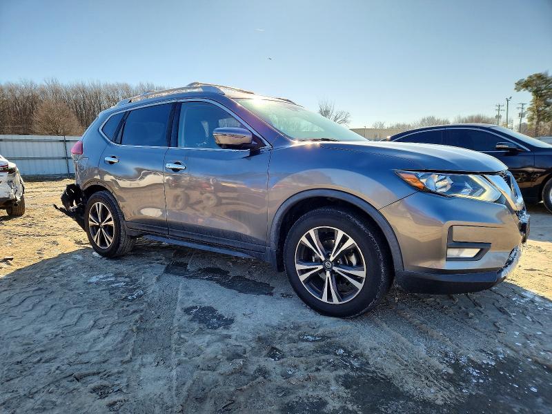 2020 Nissan Rogue s