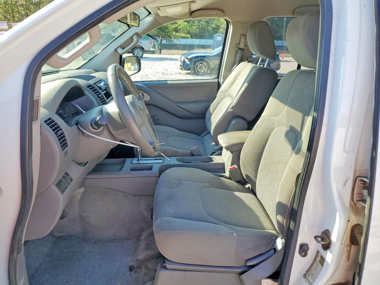 2013 Nissan Frontier s