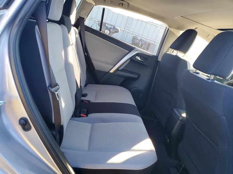 2017 Toyota Rav4 hv le