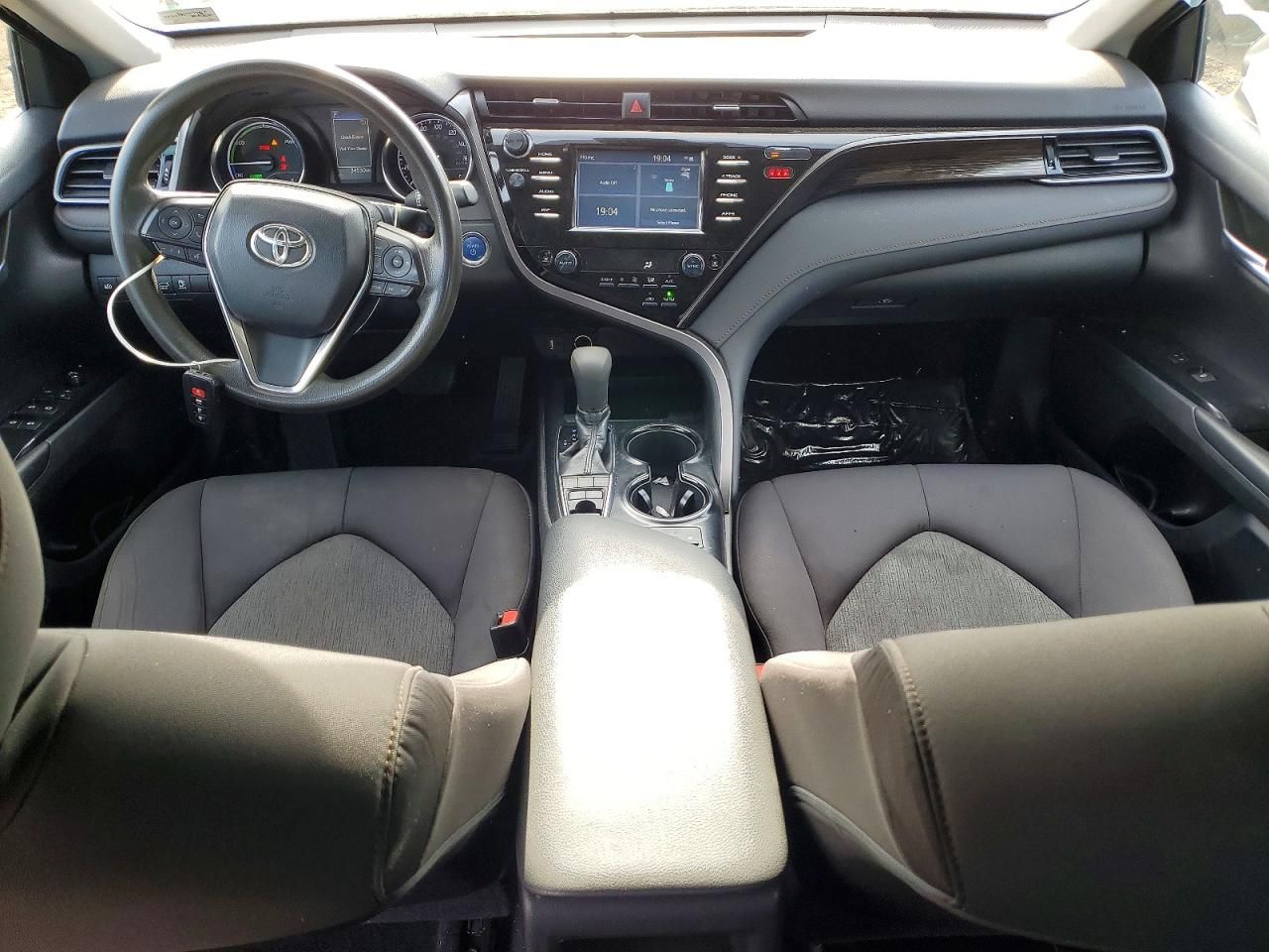 2019 Toyota Camry le