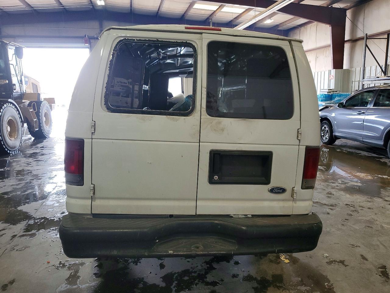 2010 Ford E250 Utility / Service Van