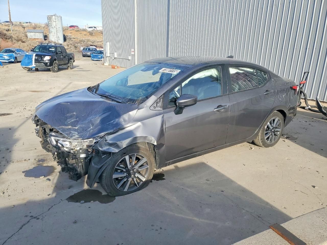 2025 Nissan Versa sv