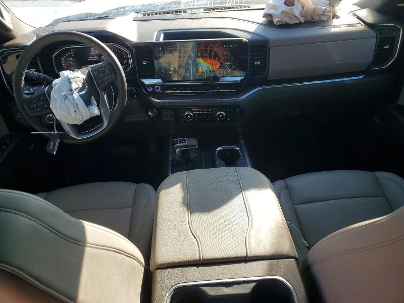 2024 GMC Sierra K1500 slt