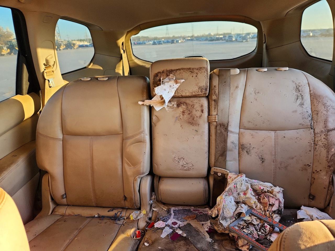 2014 Nissan Pathfinder s