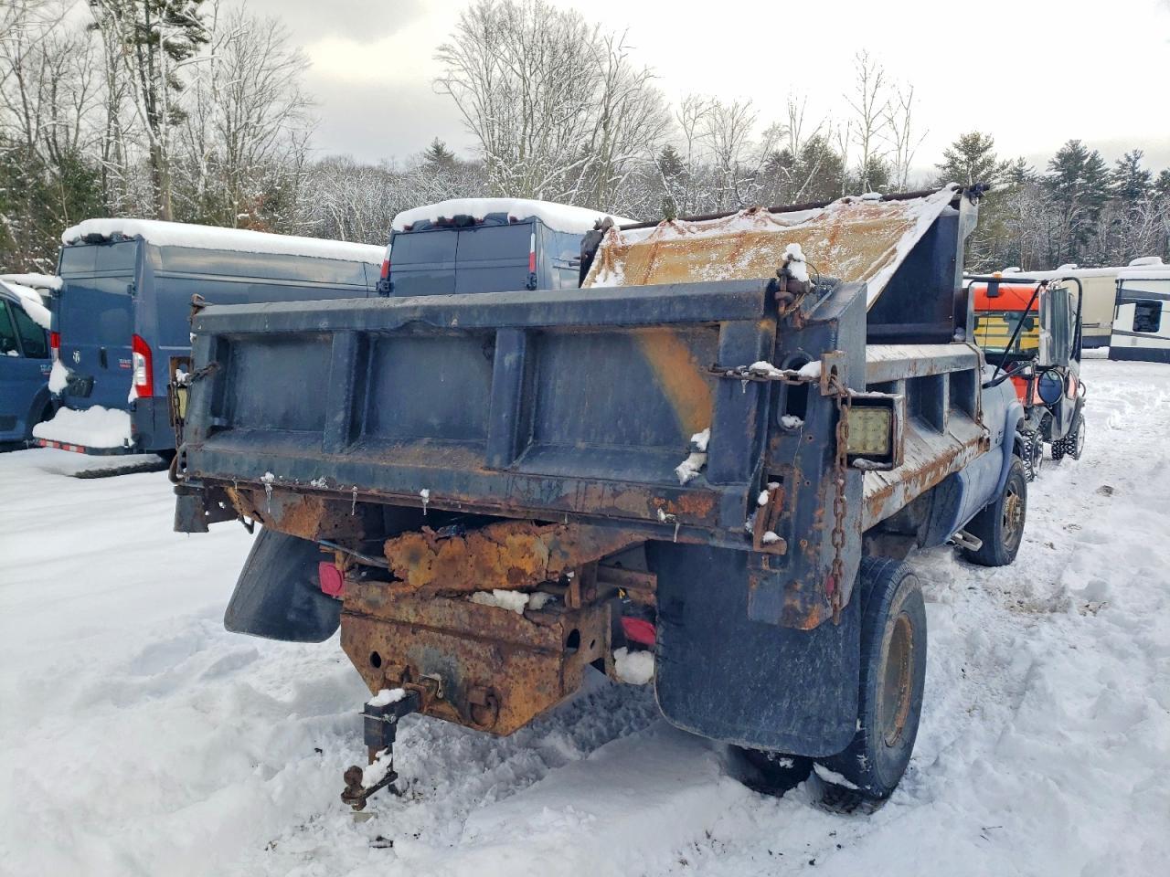 2004 Chevrolet Silverado Dump Truck
