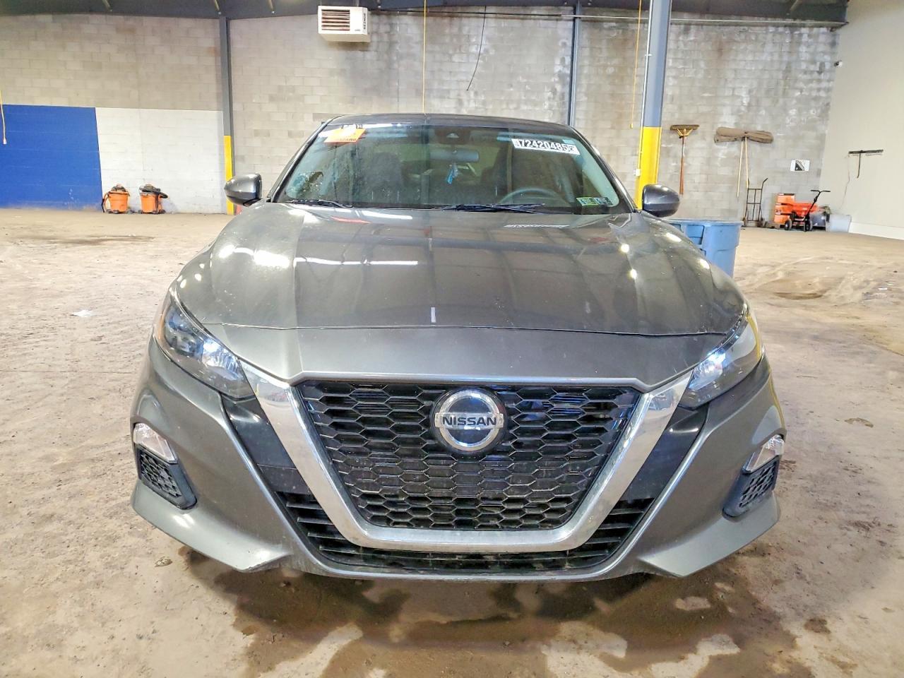 2022 Nissan Altima s