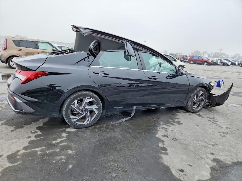 2024 Hyundai Elantra Limited