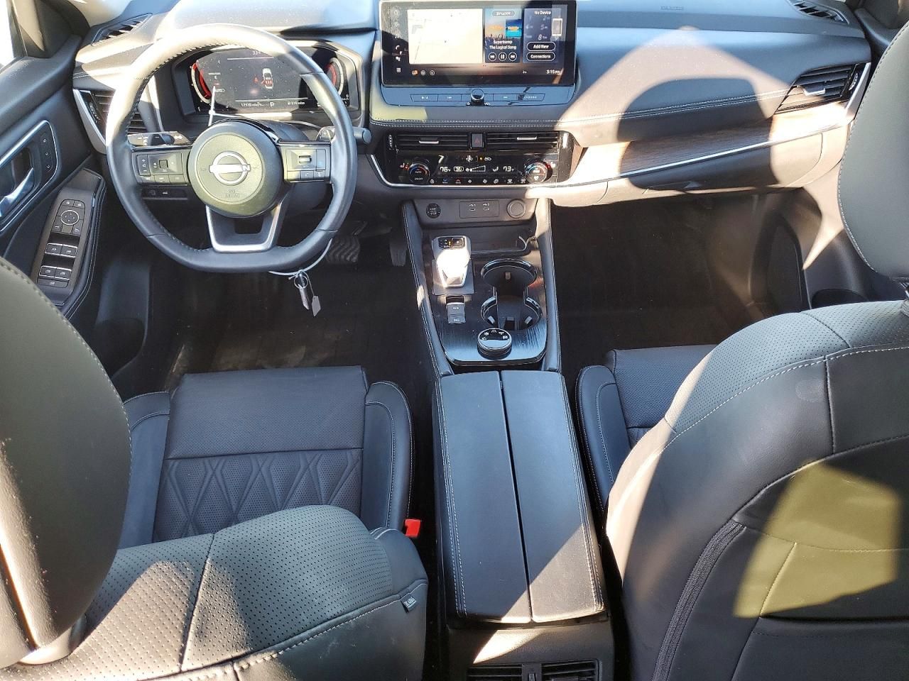 2024 Nissan Rogue Platinum