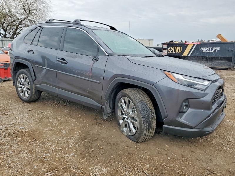 2025 Toyota Rav4 xle Premium