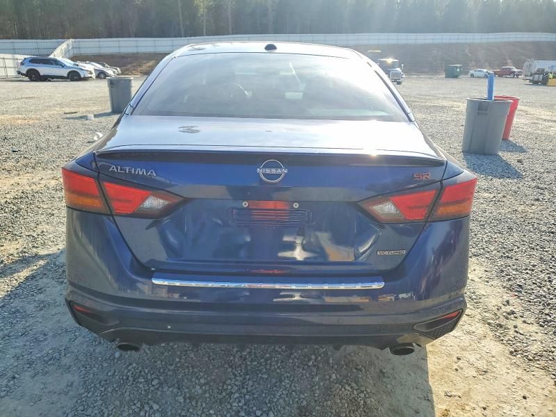 2023 Nissan Altima sr