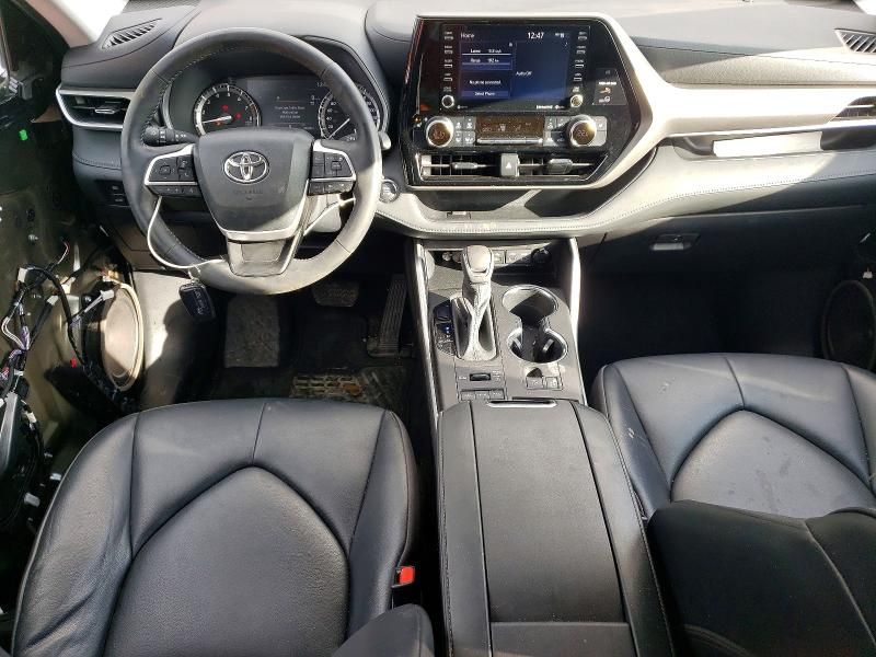 2022 Toyota Highlander xle