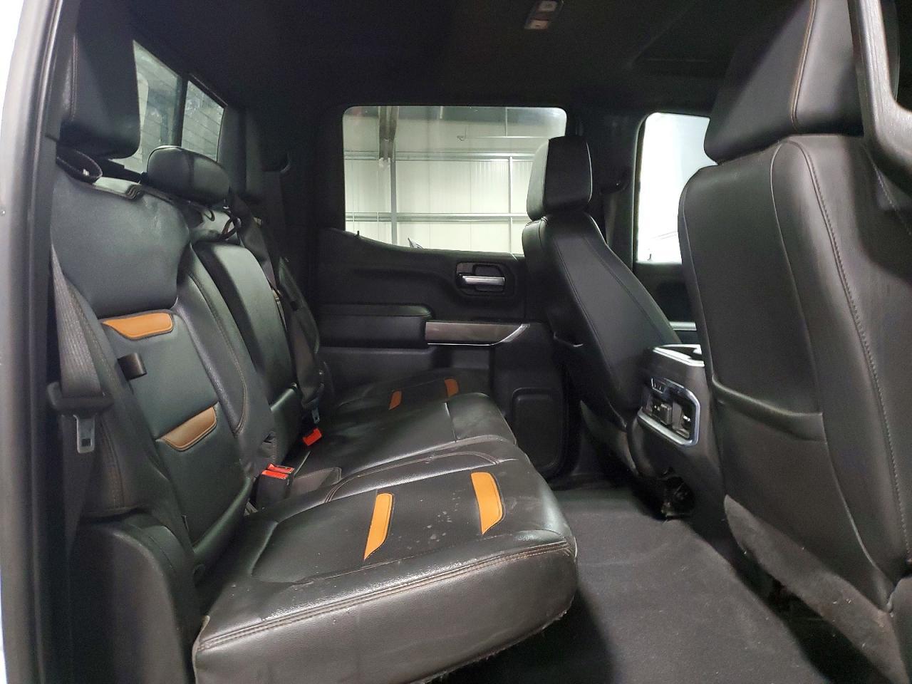 2020 GMC Sierra K1500 AT4