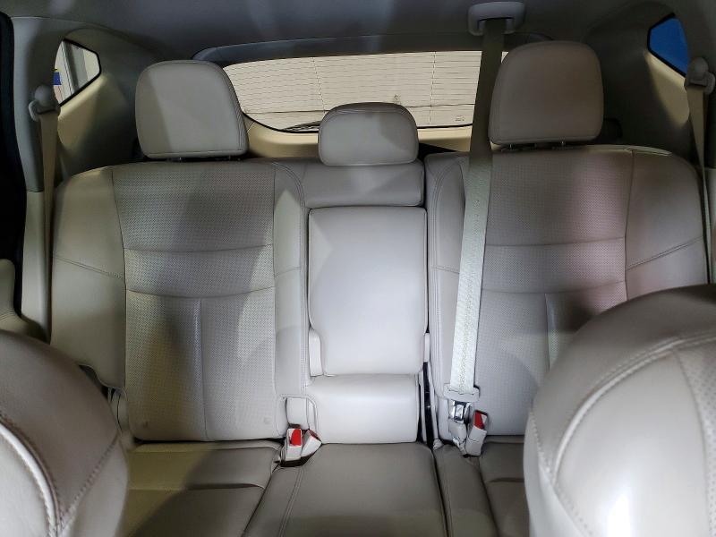 2016 Nissan Murano s