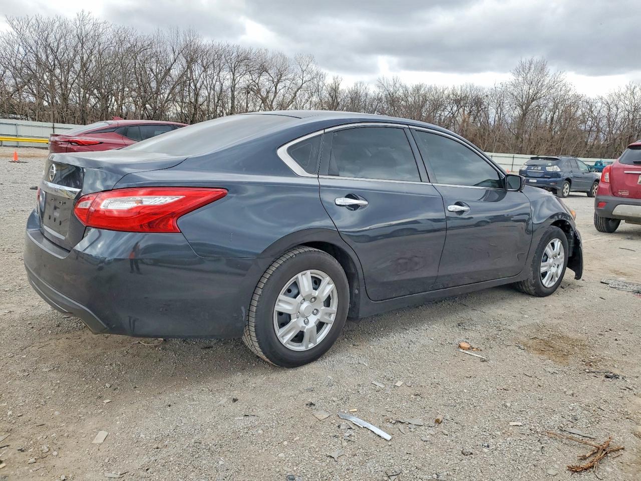 2017 Niss Altima 2.5