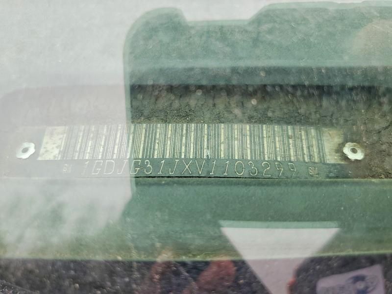 1997 GMC Savana box Truck