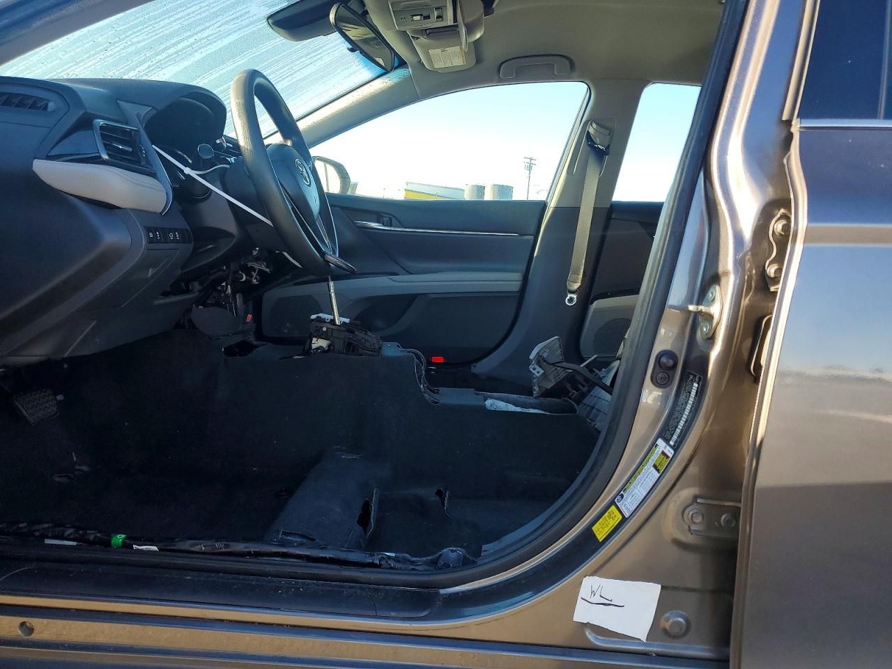 2020 Toyota Camry le