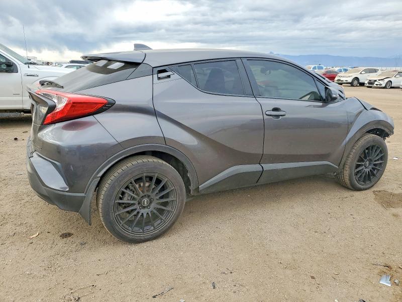2020 Toyota C-hr xle