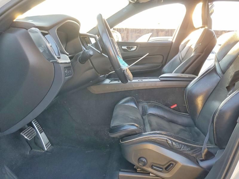 2018 Volvo Xc60 T8 R-design