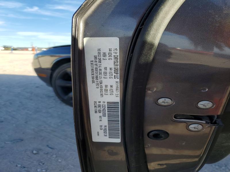 2014 Dodge Challenger sxt