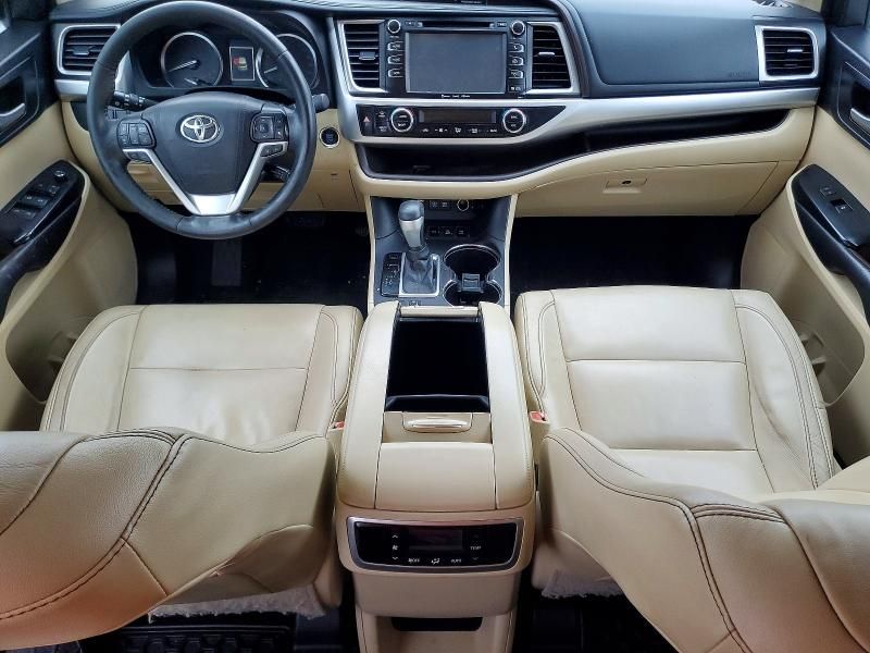 2017 Toyota Highlander se
