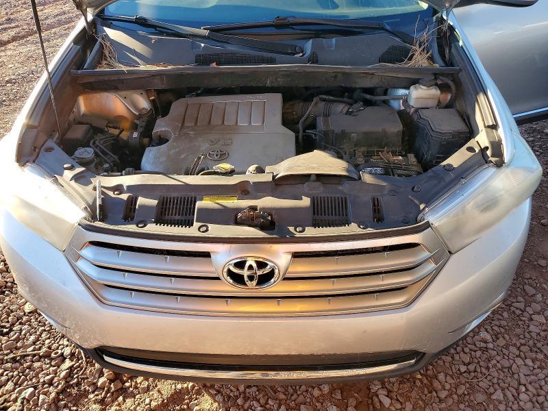 2011 Toyota Highlander Base