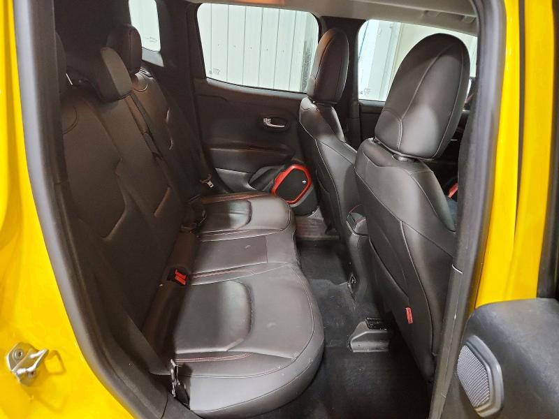 2016 Jeep Renegade Trailhawk