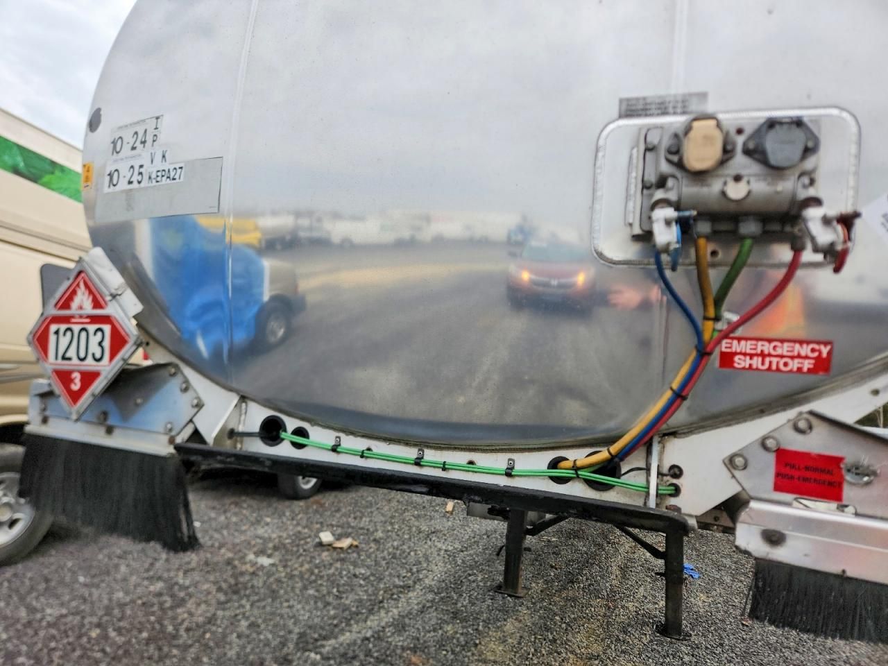 2015 Heil Tank Trailer