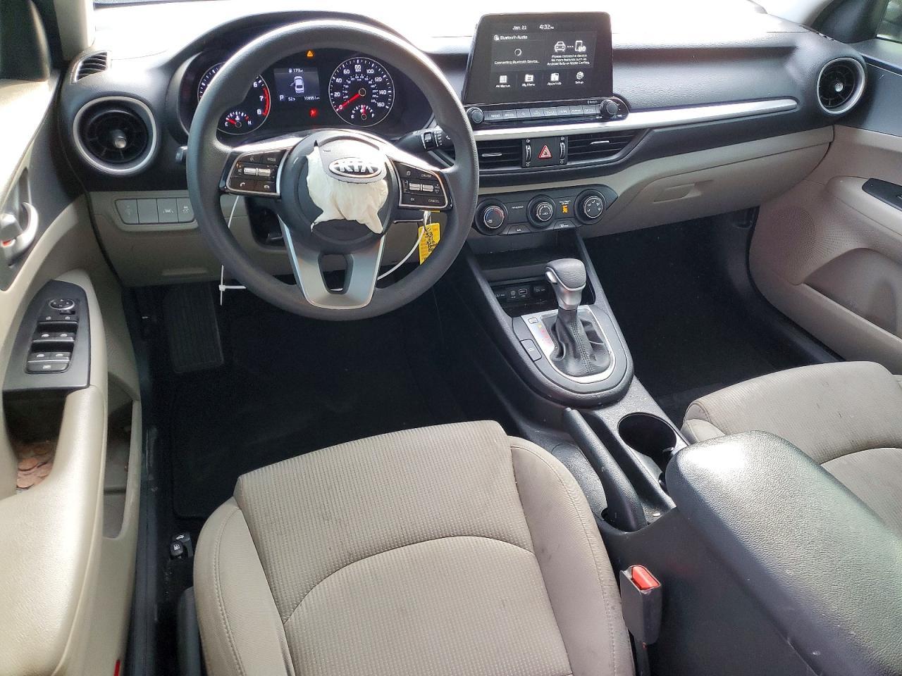 2021 KIA Forte fe