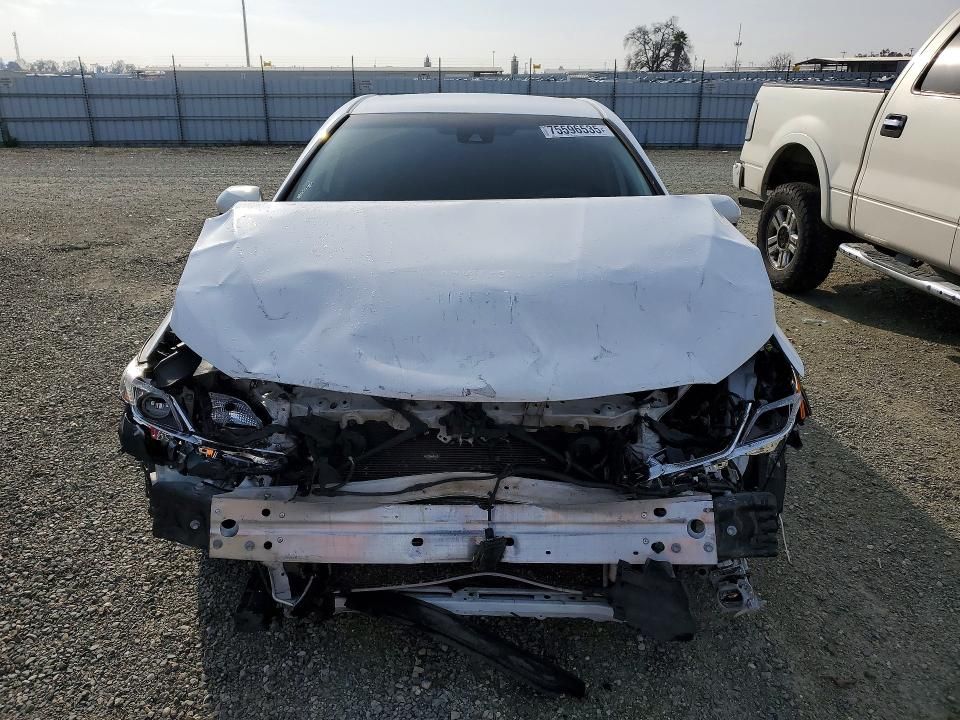 2021 Toyota Camry le
