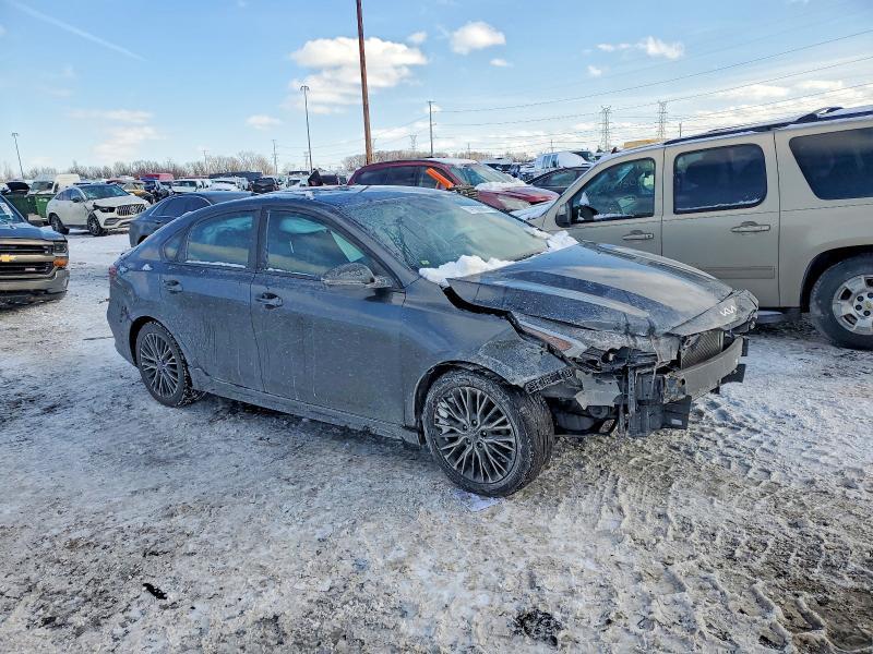 2023 KIA Forte gt Line