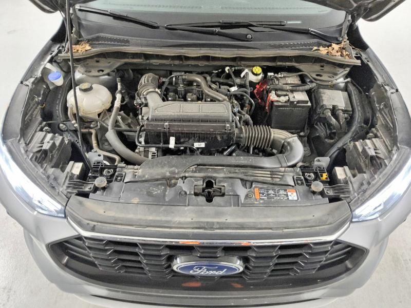2024 Ford Escape st Line