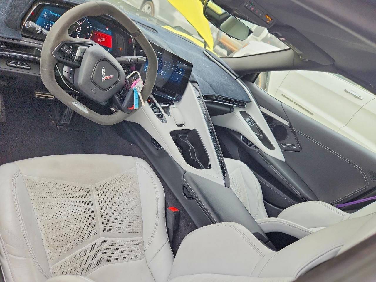 2024 Chevrolet Corvette E-ray 2LZ