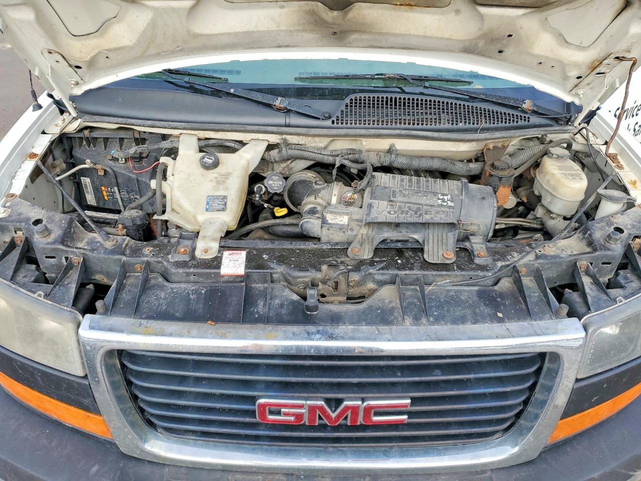 2014 GMC Savana 2500 Delivery Van