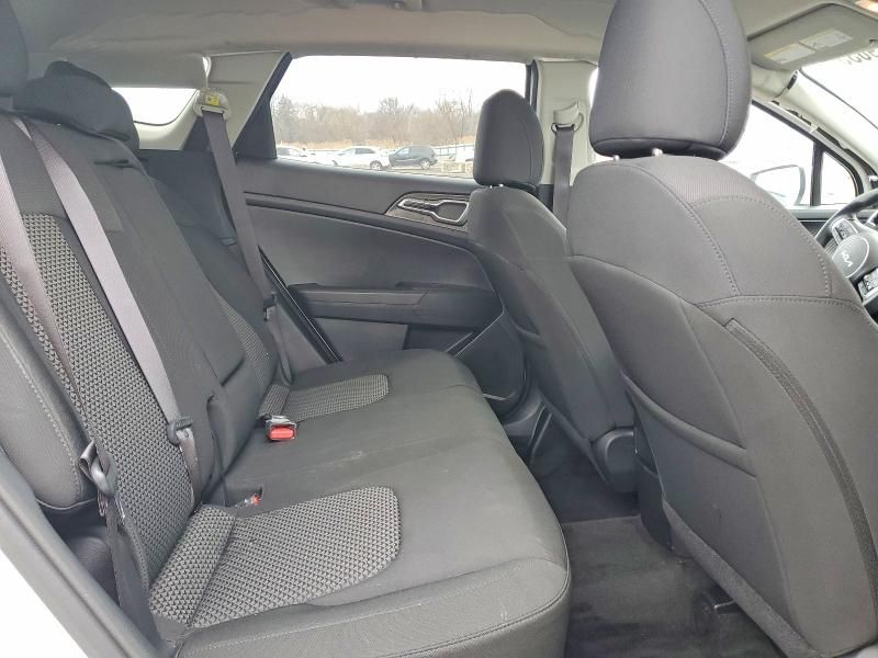 2025 KIA Sportage lx