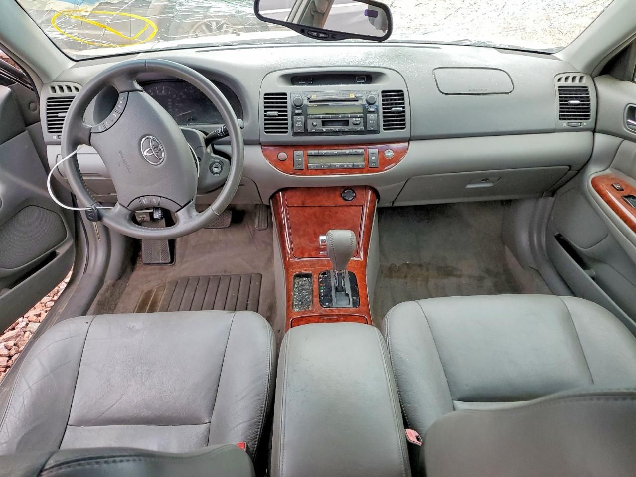 2005 Toyota Camry le