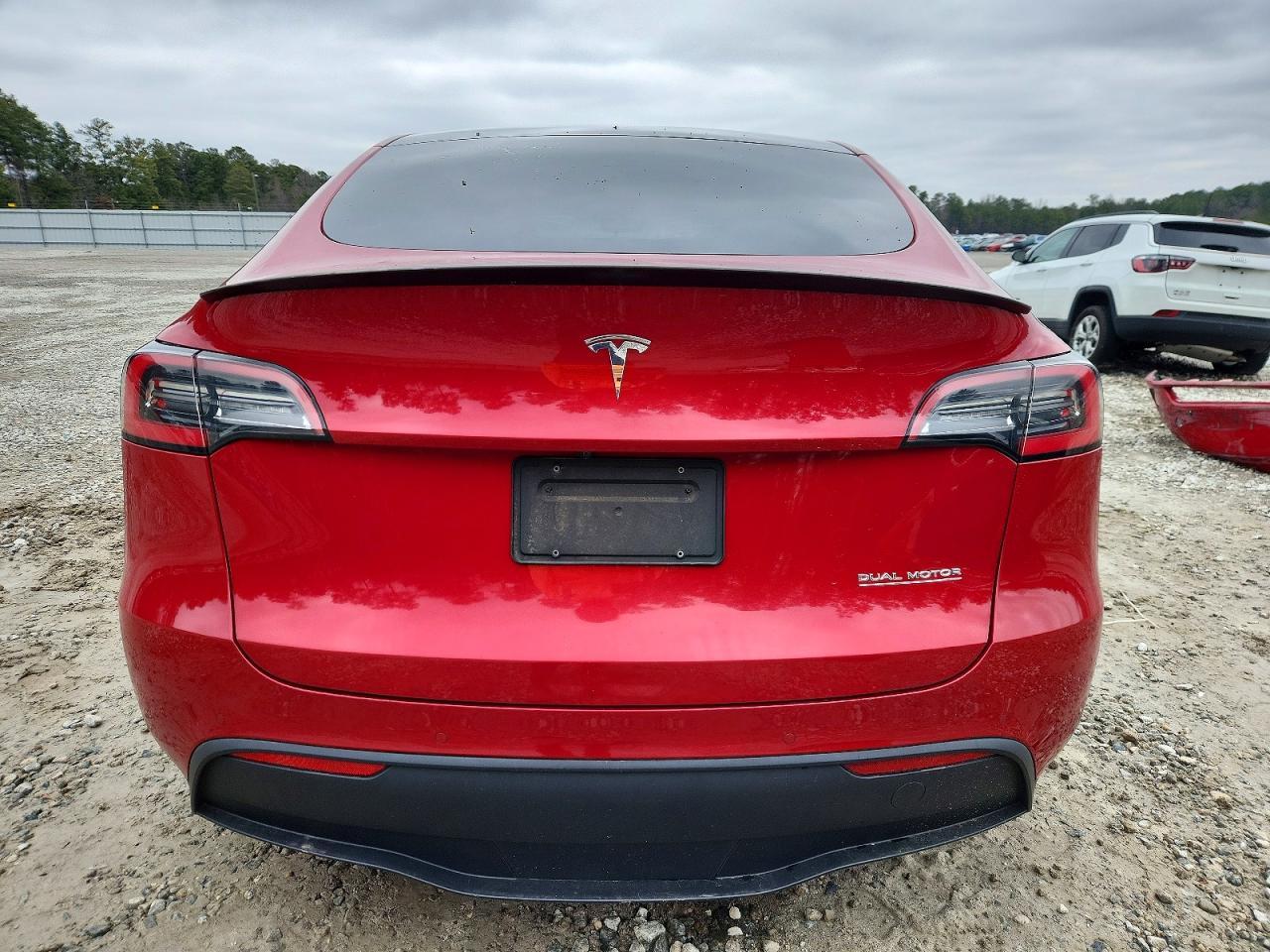 2020 Tesla Model y