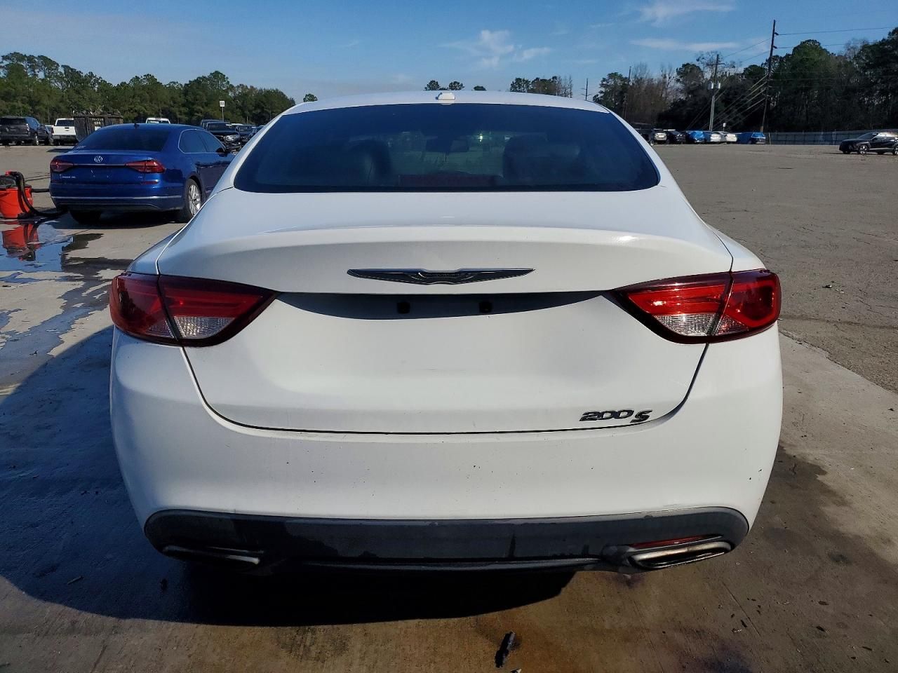 2015 Chrysler 200 s