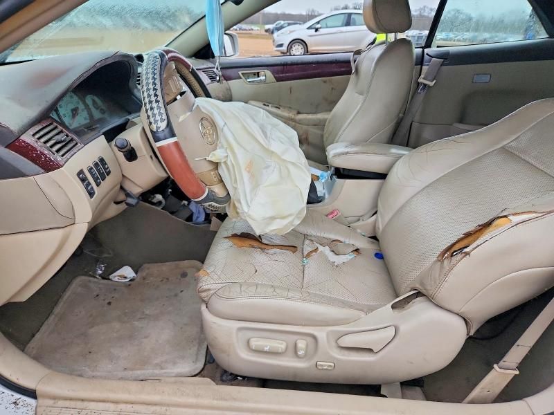 2005 Toyota Camry Solara se