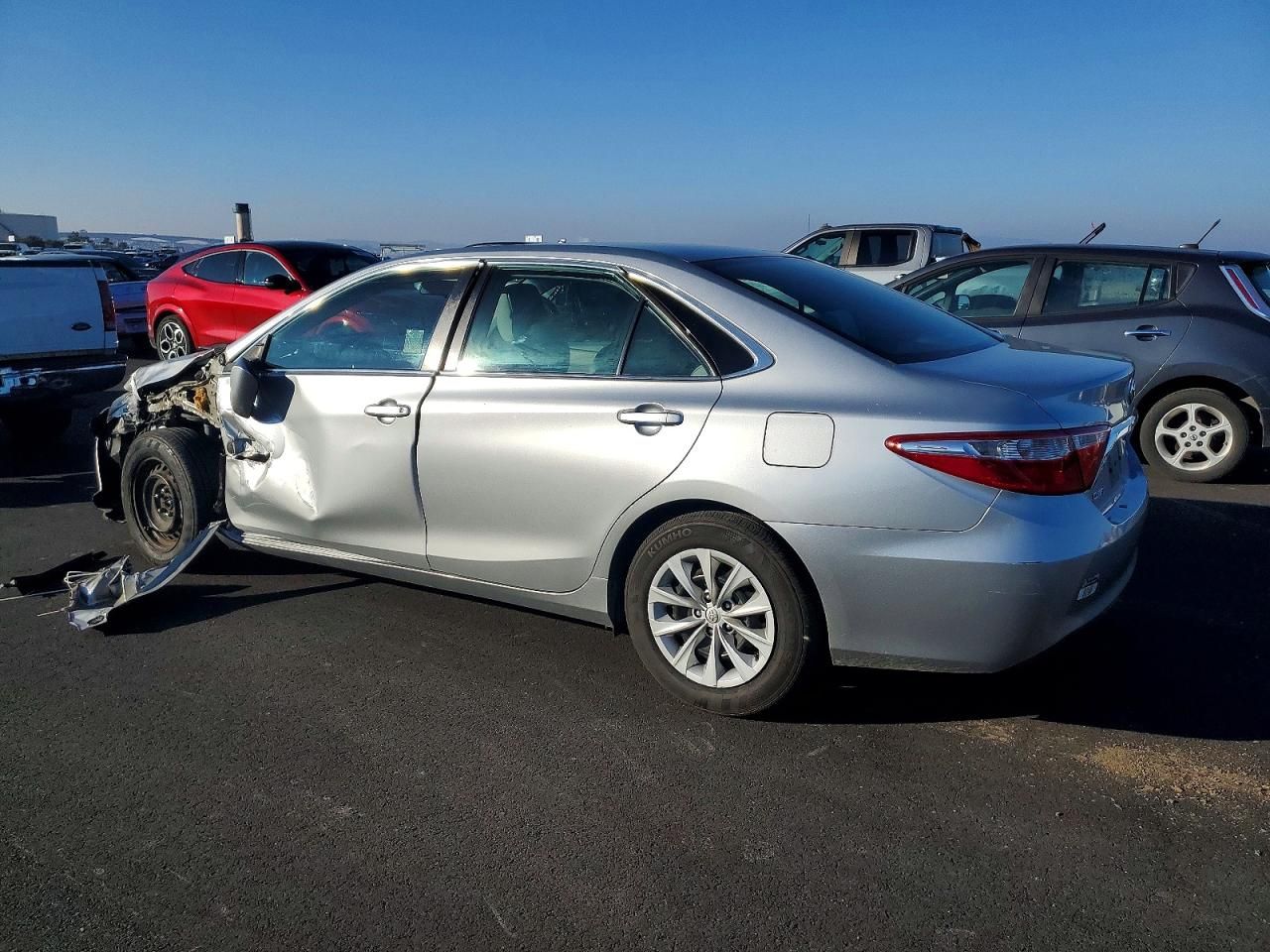 2015 Toyota Camry le
