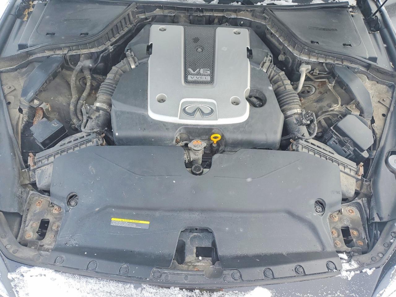 2015 Infiniti Q50 Base