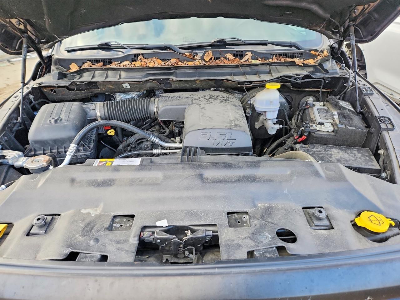 2022 Dodge Ram 1500 Classic slt