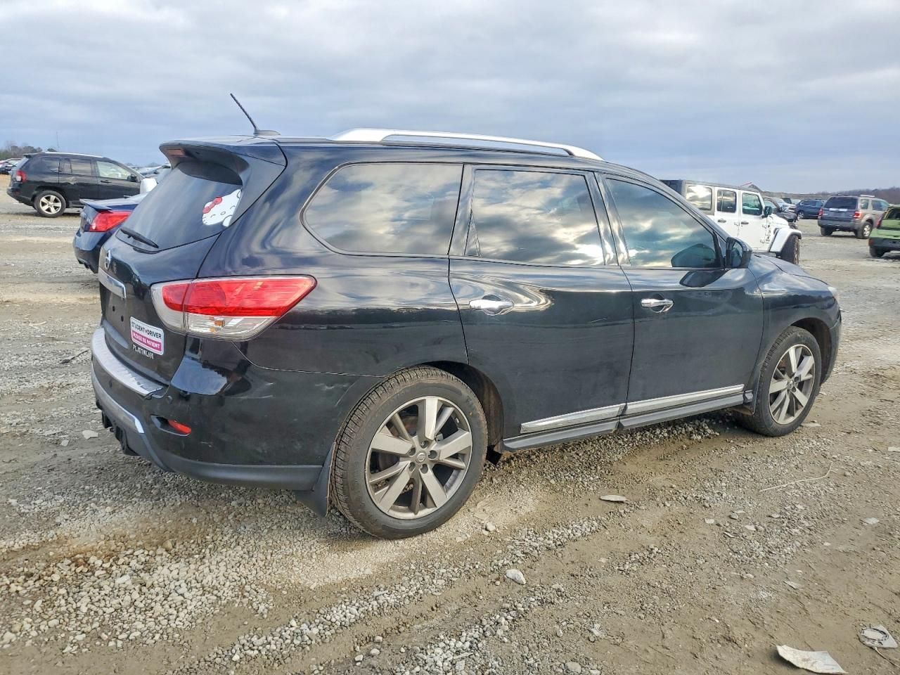 2014 Nissan Pathfinder s